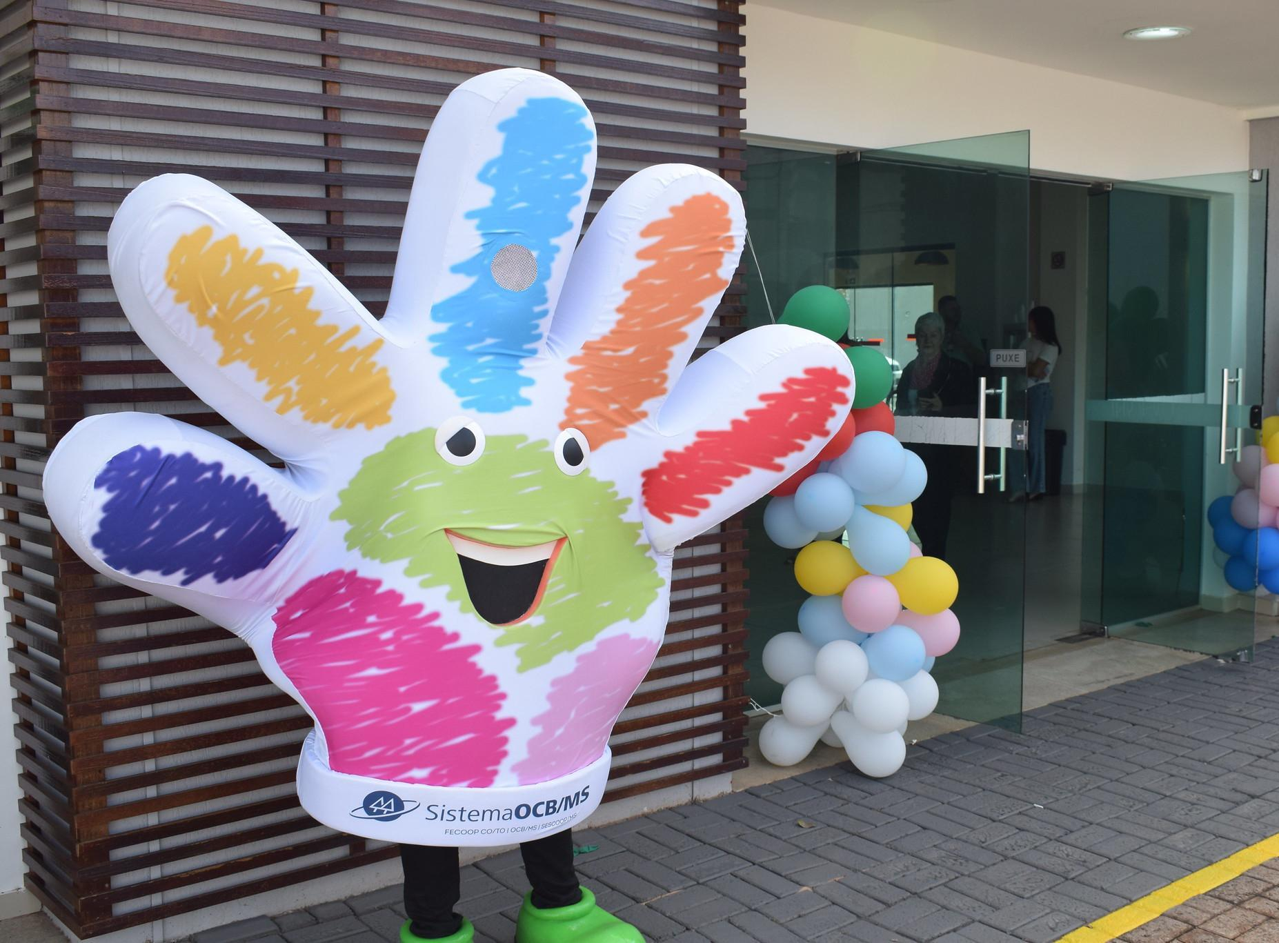 Mais de 2 mil pessoas participam do Dia C na Vila Almeida em Campo Grande