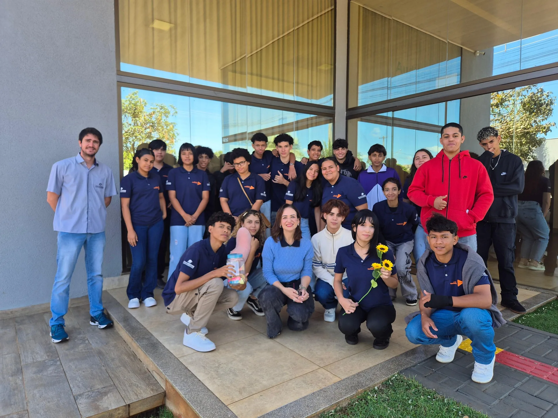 Sistema OCB/MS promove ação Abrace a Vida com mais de 350 jovens aprendizes