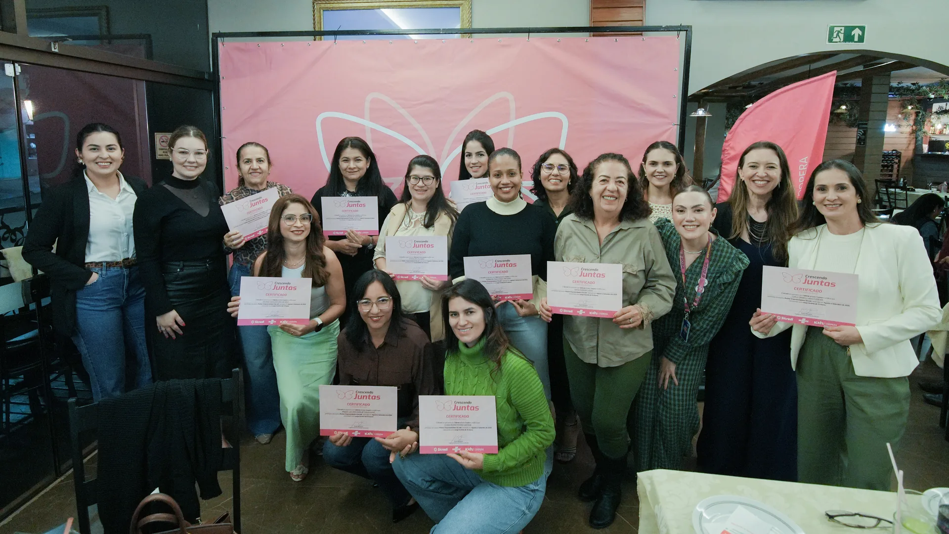 Sicredi Centro-Sul MS/BA capacita 200 mulheres empreendedoras por meio do programa Crescendo Juntas